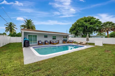 231 NW 21st St, Pompano Beach, FL 33060