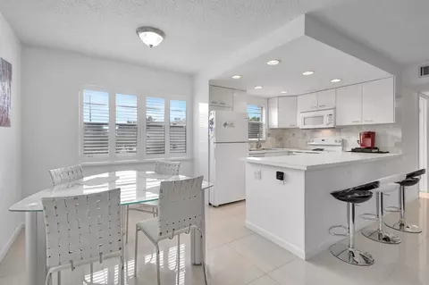 3018 Farnham N #3018, Deerfield Beach, FL 33442