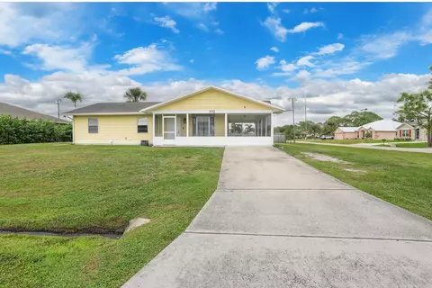 772 NW Cabot St, Port Saint Lucie, FL 34983