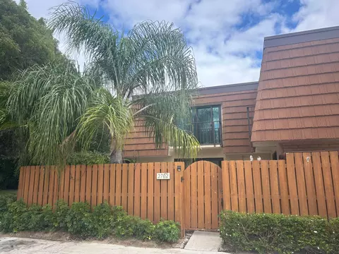 2702 27th, Jupiter, FL 33477