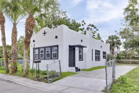 1243 W 26th, Riviera Beach, FL 33404