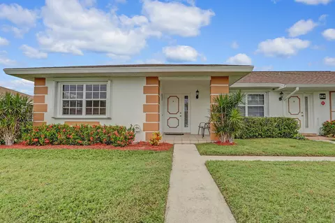 942 Savannas Point Dr #A, Fort Pierce, FL 34982