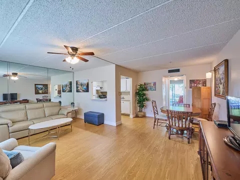 3100 Springdale #206, Palm Springs, FL 33461