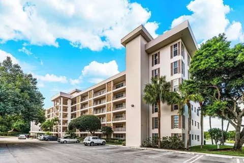 2801 N Palm Aire #301, Pompano Beach, FL 33069