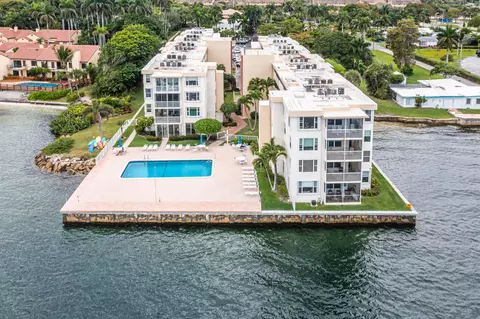 1820 New Palm Way #405, Boynton Beach, FL 33435