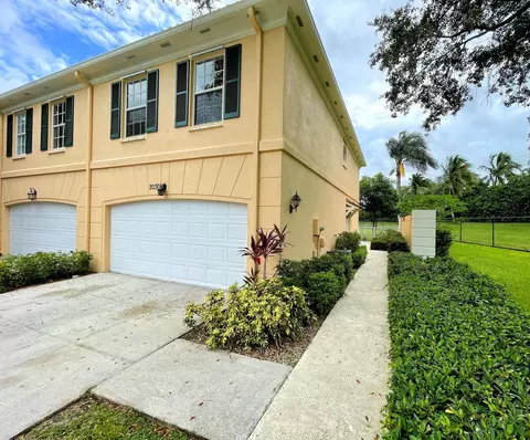 2030 Tigris Dr, West Palm Beach, FL 33411