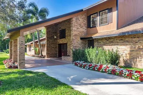 13677 Caloosa Blvd, Palm Beach Gardens, FL 33418