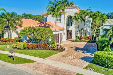 153 Via Condado Way, Palm Beach Gardens, FL 33418