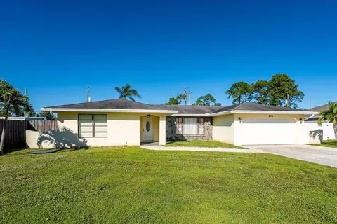 141 SW Essex Dr, Port Saint Lucie, FL 34984