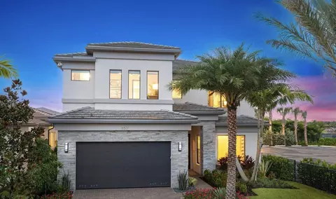 8318 Essex Country Clb, Boca Raton, FL 33434
