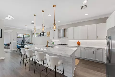 1261 Faulkner Ter, Palm Beach Gardens, FL 33418