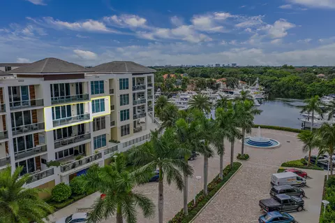 2700 Donald Ross Rd #402, Palm Beach Gardens, FL 33410