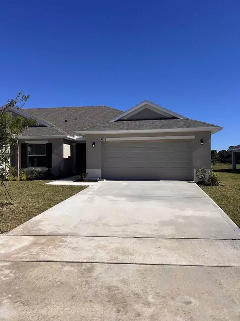 5152 Modeno St, Fort Pierce, FL 34951