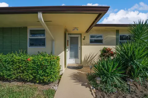 2945 Crosley Dr W #J, West Palm Beach, FL 33415