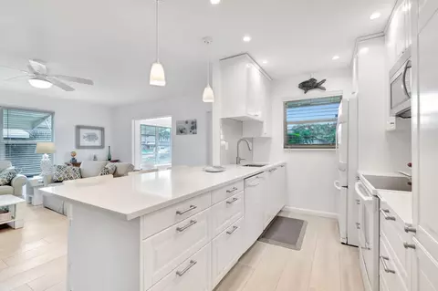 1307 High Point Way SE #D, Delray Beach, FL 33445
