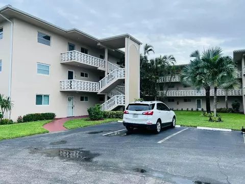 2812 S S Gdn #202, Lake Worth, FL 33461