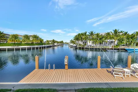 2401 NE 36th St #208, Lighthouse Point, FL 33064