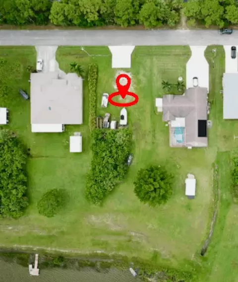 2673 SW Tanforan Blvd, Port St Lucie, FL 34953