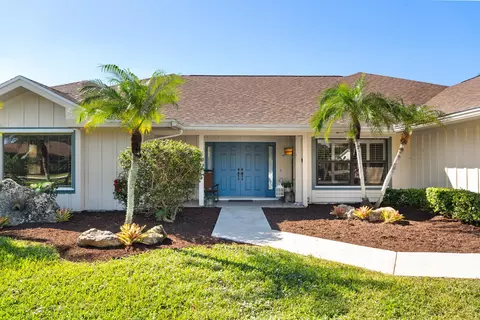 3266 NE Kapok Ct, Jensen Beach, FL 34957