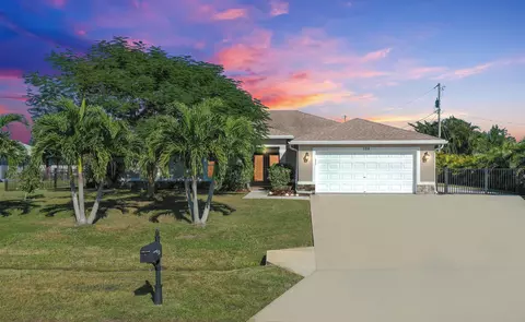 125 SW Oakland Ave, Port Saint Lucie, FL 34953