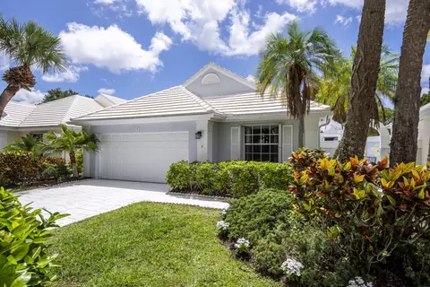 3 Blenheim Ct, Palm Beach Gardens, FL 33418