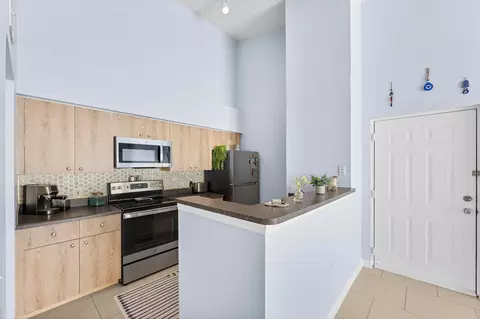 4081 San Marino 202 Blvd #202, West Palm Beach, FL 33409