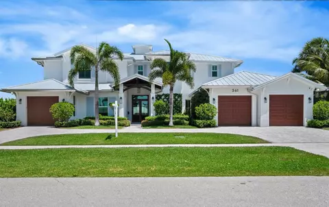 561 Greenway Dr, North Palm Beach, FL 33408