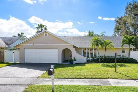 3836 NW 9th St, Delray Beach, FL 33445