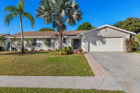 5621 Adair Way, Lake Worth, FL 33467