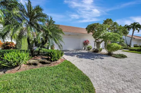 19550 Sawgrass Dr #2103, Boca Raton, FL 33434