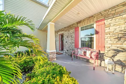 1033 SW General Patton Ter, Port Saint Lucie, FL 34953