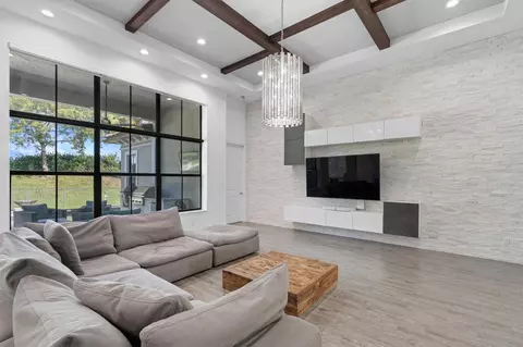 11545 Solstice Cir, Parkland, FL 33076