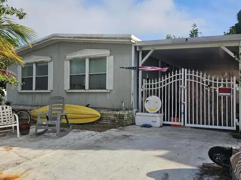 6950 SE Congress St, Hobe Sound, FL 33455