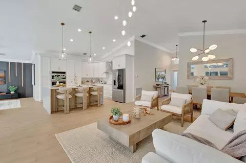 8652 Via Ancho Rd, Boca Raton, FL 33433