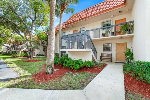 15710 E Waterside Cir #106, Sunrise, FL 33326