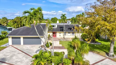 8625 Banyan Ct, Tamarac, FL 33321