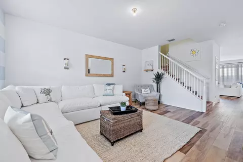 2734 Avalon Way, Jupiter, FL 33458
