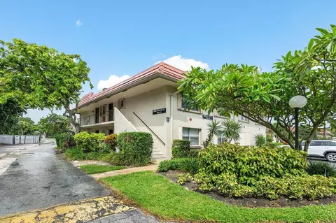1000 NW 13th St #201A, Boca Raton, FL 33486