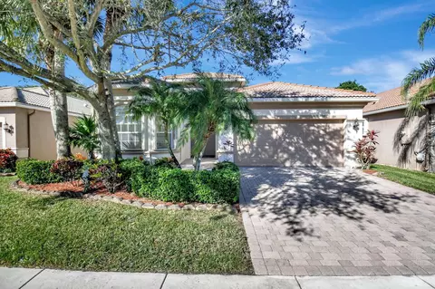 6933 Pisano Dr, Lake Worth, FL 33467