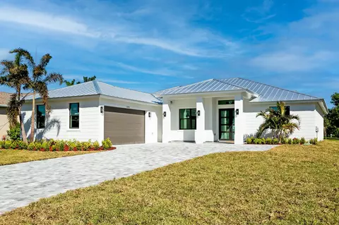 5203 NW Lovoy Cir, Port Saint Lucie, FL 34986