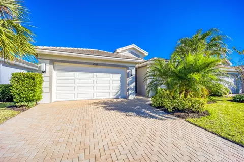 12180 SW Jasper Lake Way, Port Saint Lucie, FL 34987