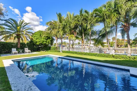 2614 Furman Ln, Lake Worth Beach, FL 33460