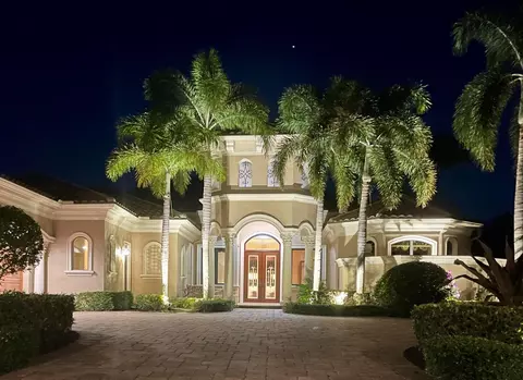 11590 Stonehaven Way, Palm Beach Gardens, FL 33412