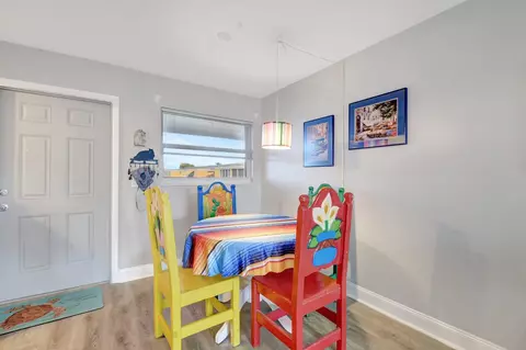 Dining - 2151 NE 1st Ct #204, Boynton Beach, FL 33435 photo 1 of 2