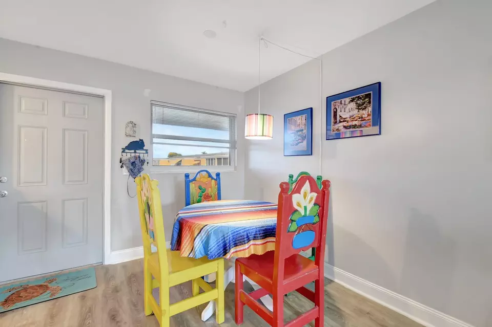 Dining - 2151 NE 1st Ct #204, Boynton Beach, FL 33435 photo 1 of 2