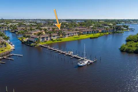 2600 S Kanner Hwy #L-10, Stuart, FL 34994