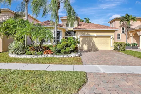 7043 Veneto Dr, Boynton Beach, FL 33437