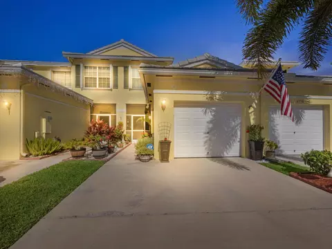 4954 Mallory St, Lake Worth, FL 33463
