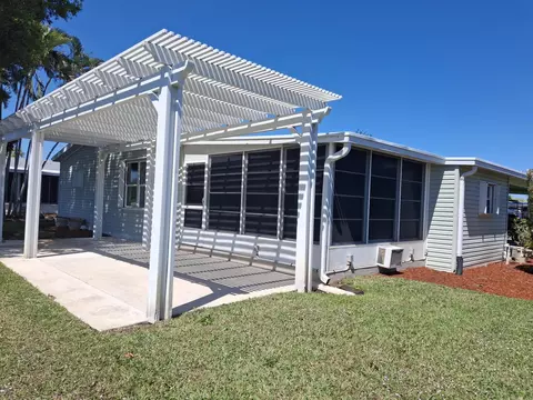 3017 Five Iron Dr, Port Saint Lucie, FL 34952