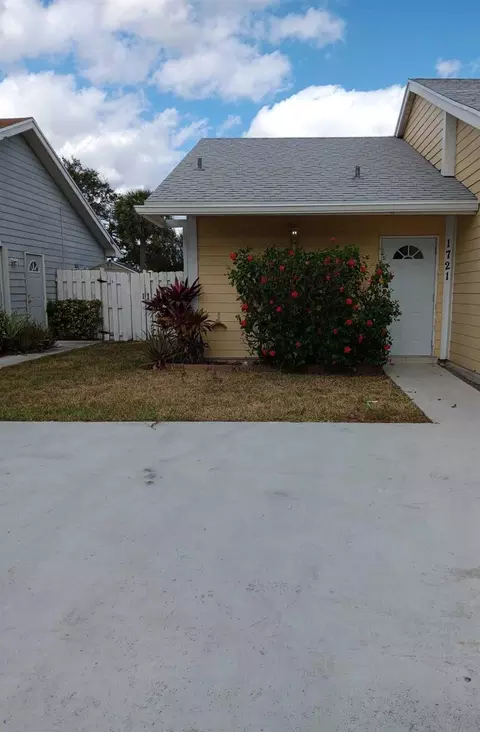1721 Royal Forest Ct, West Palm Beach, FL 33406